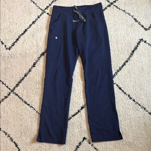 Figs Cargo Scrub Pant - Small Tall